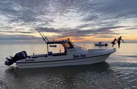 MS Series 3100 Boat